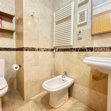 Lägenhet Ybh Luis Taboada 13, 2e